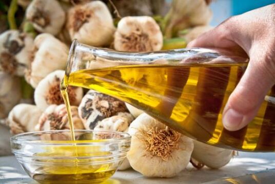 garlic vegetable oil for lower back pain